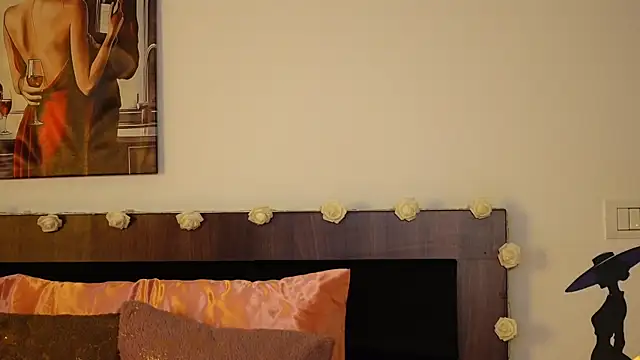 Snapshot of TanyaJade888 chatting on 17, 11, 2025 TanyaJade888 online show from 17, 11, 2025