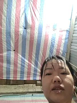 Snapshot of Many_lize chatting on 21, 10, 2025 Many lize online show from 21, 10, 2025