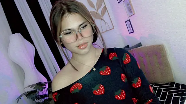 Snapshot of PrettyBlythes_TS chatting on 17, 5, 2026 PrettyBlythes TS online show from 17, 5, 2026