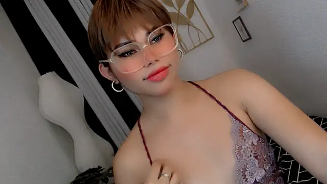 Snapshot of PrettyBlythes_TS chatting on 16, 6, 2026 PrettyBlythes TS online show from 16, 6, 2026
