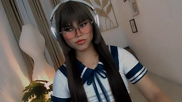 Snapshot of PrettyBlythes_TS chatting on 5, 7, 2026 PrettyBlythes TS online show from 5, 7, 2026