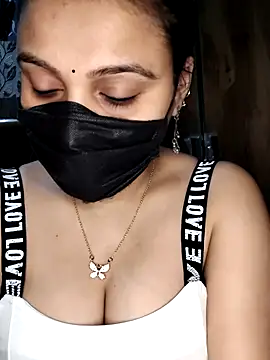 Horny Shalu online show from 24, 4, 2026