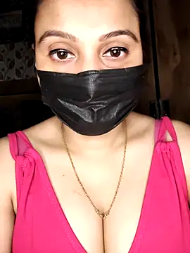 Horny Shalu online show from 25, 4, 2026