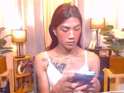 DAYANARAHFOX online show from 4, 2, 2026