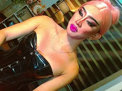 Queen yasii 88 online show from 21, 7, 2026