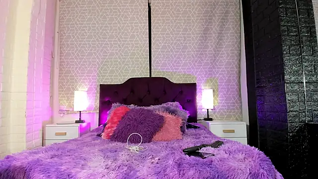 Zamara Kleii online show from 14, 12, 2025