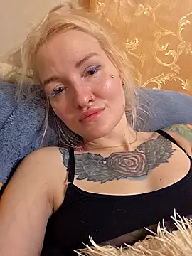 KateMonroe online show from 25, 4, 2026