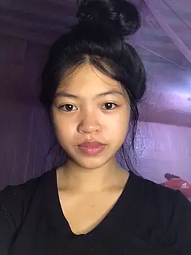 Thy00   online show from 4, 10, 2025