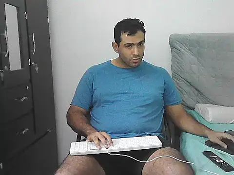 morenocabro10 online show from 23, 4, 2026