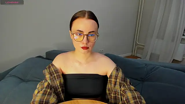 MewStella online show from 27, 4, 2026