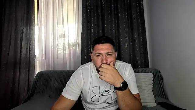 Gold Alpha Boy online show from 24, 9, 2025