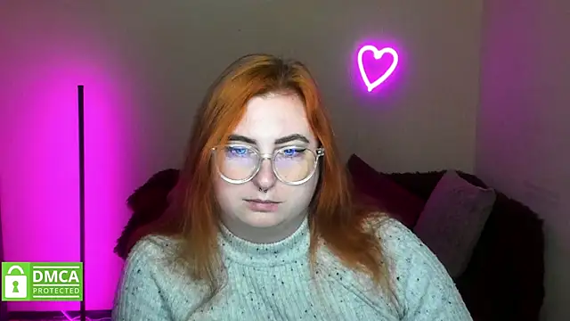 Snapshot of Alicia_love00 chatting on 22, 10, 2025 Alicia love00 online show from 22, 10, 2025