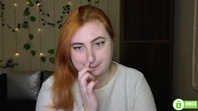 Snapshot of Alicia_love00 chatting on 29, 10, 2025 Alicia love00 online show from 29, 10, 2025