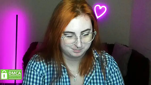 Snapshot of Alicia_love00 chatting on 17, 11, 2025 Alicia love00 online show from 17, 11, 2025