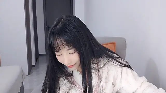 Snapshot of Lisa-3333 chatting on 23, 11, 2025 Lisa-3333 online show from 23, 11, 2025