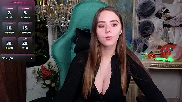 Snapshot of IvoryWood_ chatting on 9, 11, 2025 IvoryWood online show from 9, 11, 2025