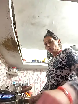 ISHANI-SINGH online show from 7, 1, 2026