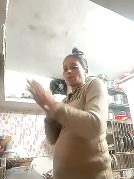 ISHANI-SINGH online show from 4, 2, 2026