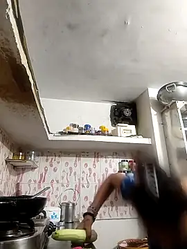 ISHANI-SINGH online show from 28, 4, 2026