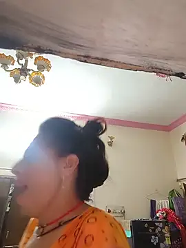 ISHANI-SINGH online show from 8, 6, 2026