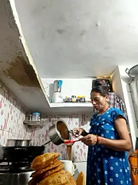 Snapshot of ISHANI-SINGH chatting on 18, 6, 2026 ISHANI-SINGH online show from 18, 6, 2026