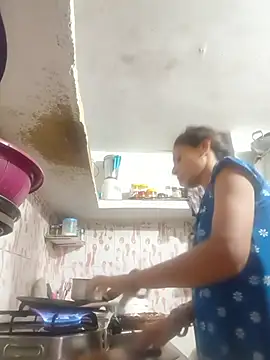 Snapshot of ISHANI-SINGH chatting on 4, 7, 2026 ISHANI-SINGH online show from 4, 7, 2026