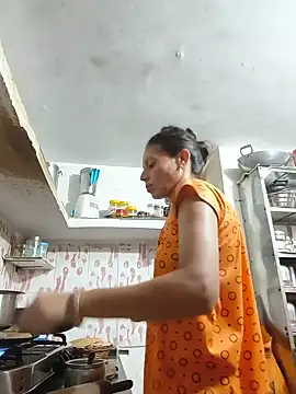 Snapshot of ISHANI-SINGH chatting on 5, 7, 2026 ISHANI-SINGH online show from 5, 7, 2026
