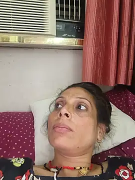 Snapshot of ISHANI-SINGH chatting on 13, 7, 2026 ISHANI-SINGH online show from 13, 7, 2026