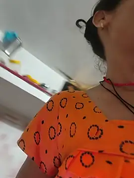 Snapshot of ISHANI-SINGH chatting on 18, 7, 2026 ISHANI-SINGH online show from 18, 7, 2026