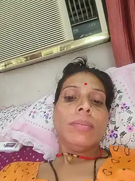 Snapshot of ISHANI-SINGH chatting on 20, 7, 2026 ISHANI-SINGH online show from 20, 7, 2026
