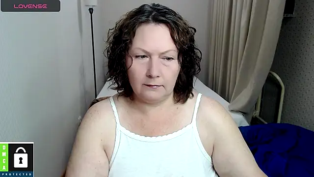 milf hornys online show from 26, 9, 2025