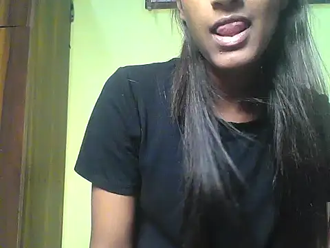 Snapshot of mickle_james chatting on 30, 9, 2025 mickle james online show from 30, 9, 2025