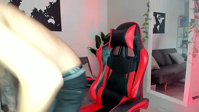 Mathewboy1 online show from 24, 9, 2025