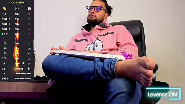 Ernesto-Rodriguez82 online show from 10, 11, 2025