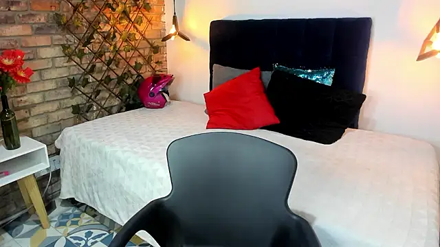 Lia Blake  online show from 20, 2, 2026