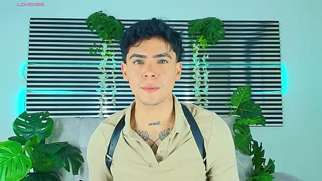 CamiiGuzmanX online show from 28, 4, 2026