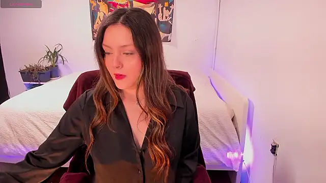 Charlotte-Jones813 online show from 4, 3, 2026