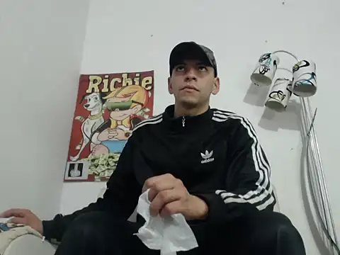 Thomasjons  online show from 10, 11, 2025