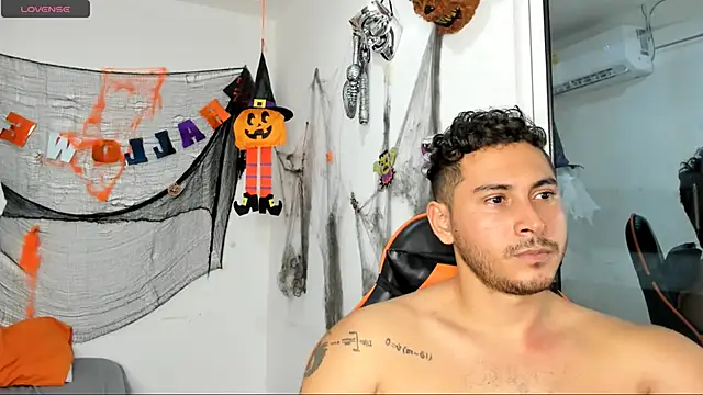 Snapshot of ashlan_king chatting on 25, 10, 2025 ashlan king online show from 25, 10, 2025