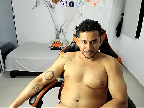 Snapshot of ashlan_king chatting on 2, 11, 2025 ashlan king online show from 2, 11, 2025