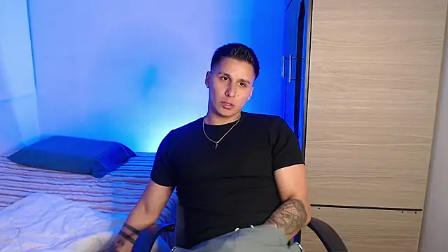 valentinosex1 online show from 24, 2, 2026