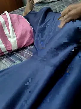 Bullboy8in online show from 14, 9, 2025