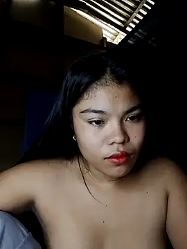 Snapshot of cloe_candy19 chatting on 2, 10, 2025 cloe candy19 online show from 2, 10, 2025