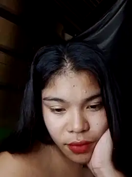 Snapshot of cloe_candy19 chatting on 17, 10, 2025 cloe candy19 online show from 17, 10, 2025