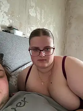 CurvyPaar2 online show from 19, 4, 2026