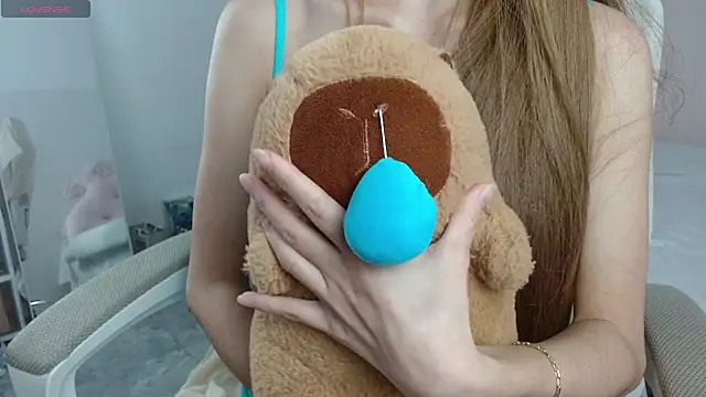 Snapshot of Alina_MissAsian chatting on 23, 11, 2025 Alina MissAsian online show from 23, 11, 2025