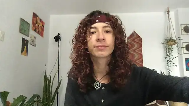 camille delrey online show from 27, 4, 2026