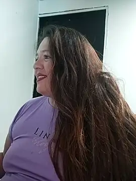 Daphne girlsex online show from 27, 4, 2026