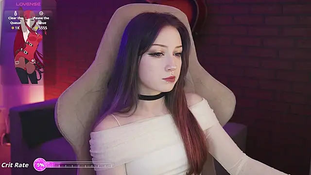 Snapshot of LiliLuna chatting on 2, 10, 2025 LiliLuna online show from 2, 10, 2025