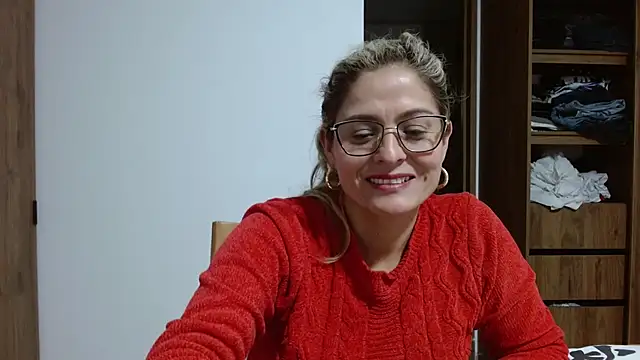 linda-mature43 online show from 8, 10, 2025